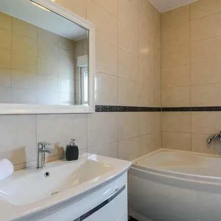 Aa 2 Apartman Trogir