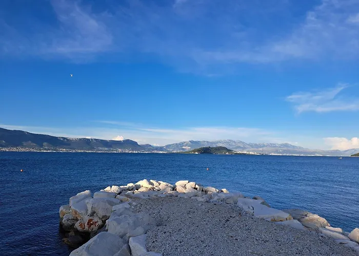 Aa 2 Lägenhet Trogir